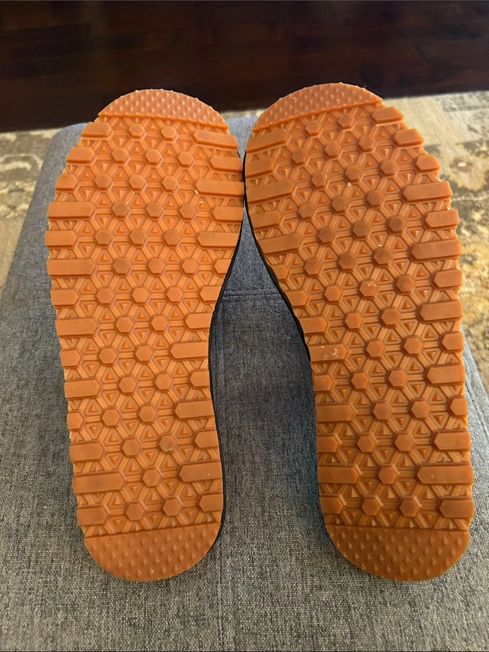 Vans slip leather